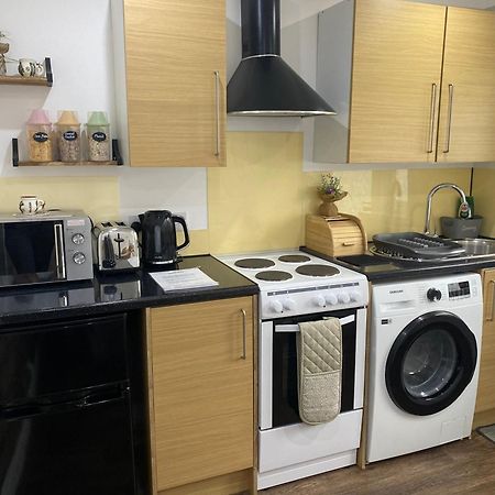 Cristina Modern Hotel Horley Luaran gambar